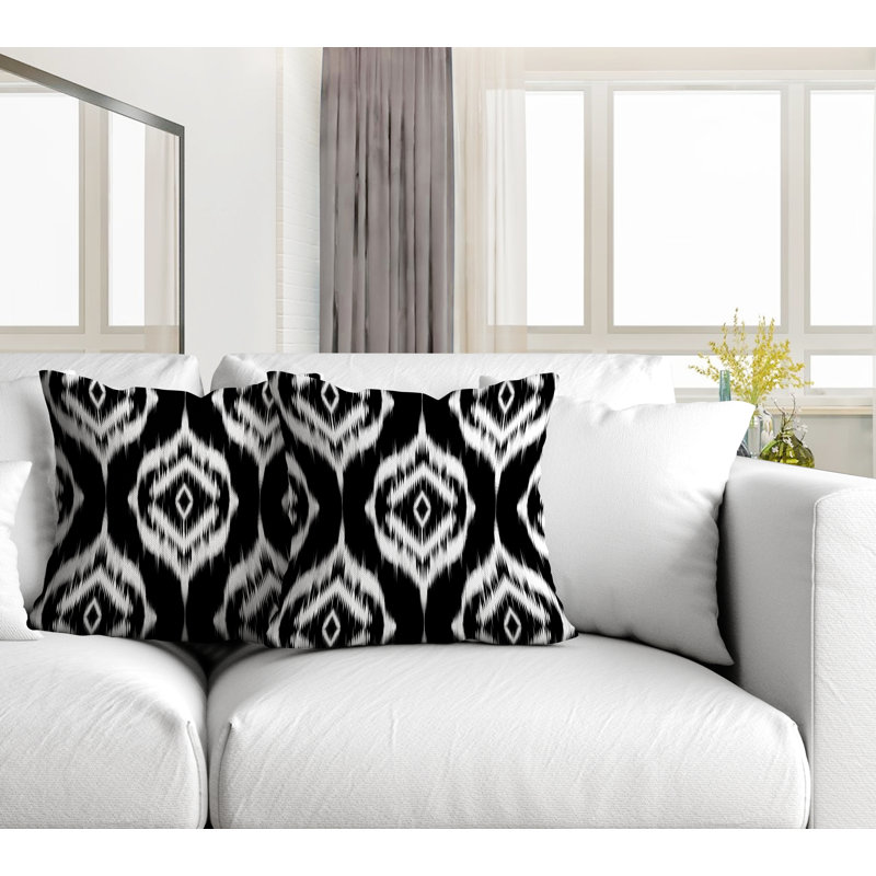 Coussin décoratif intérieur / extérieur Ikat, L 15 po x H 15 po, Noir