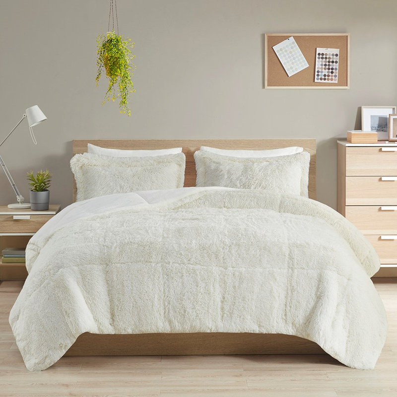 Édredon simple / simple TG avec fourrure longue à poils longs. Revers chaud. Rembourrage. Comprend 2 taies décoratives. Confort de chambre à coucher inversé pour plus de confort. Remplir. Moderne