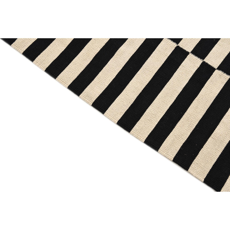 Tapis noir et blanc Orta