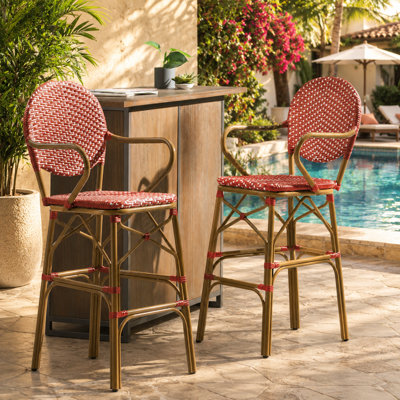 Ensemble de 2 chaises de patio à hauteur de comptoir avec accoudoirs, repose-pieds et motif tissé d'inspiration française