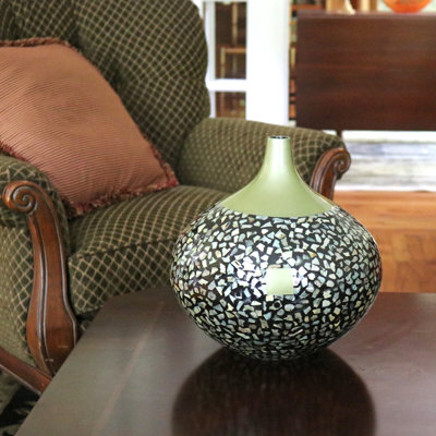Handmade Ceramic / Porcelain Table Vase