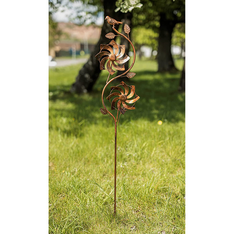 Anchukaitis Metal Garden Statue