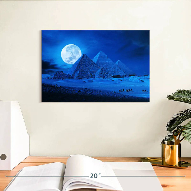 Pleine lune Adella au-dessus des pyramides, H 8 po x l 12 po
