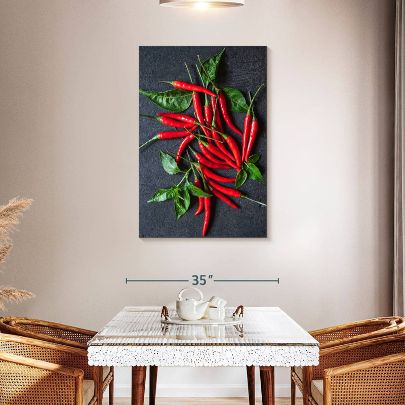 Piments rouges Yarlin, H 45 po x l 30 po