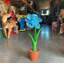 Statue de petit narcis bleu en pot