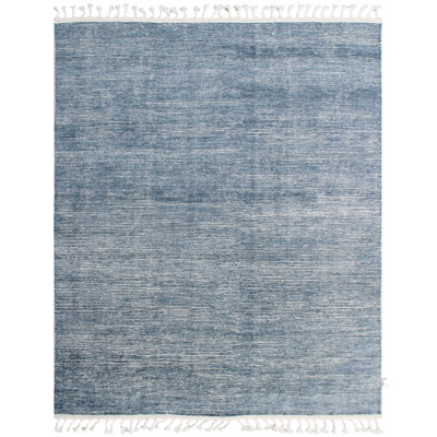 Wool Area Rug in Blue/Ivory