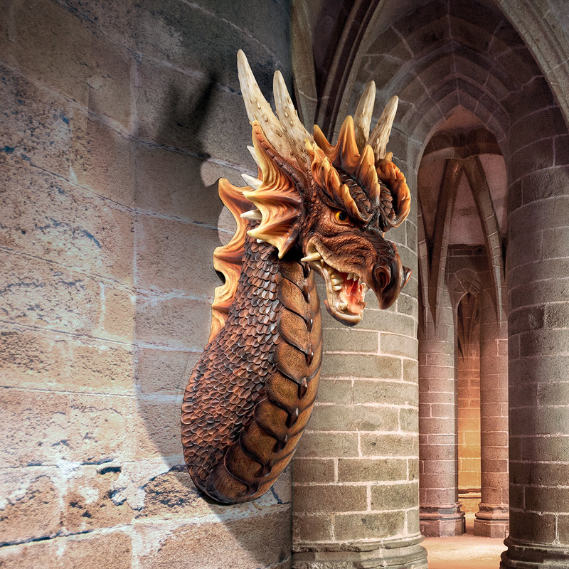 Sculpture murale Ruthless Knavesmire Dragon