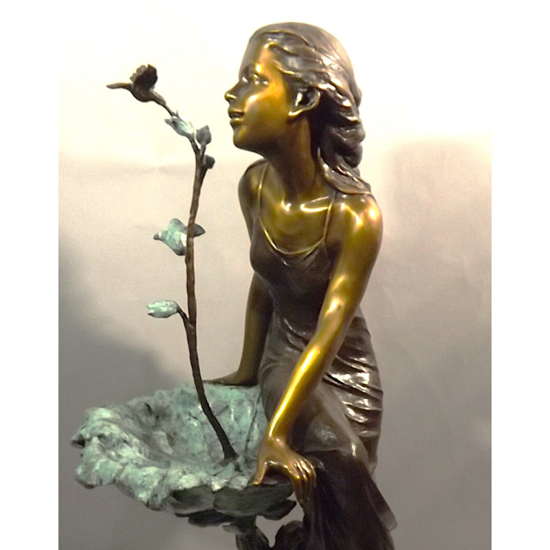 Water Resistant UV Resistant Bronze Garden Statue