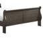 Lit de chambre à coucher avec touche traditionnelle, grand lit gris teinté, tête de lit et rails à utiliser-942056787-942056798