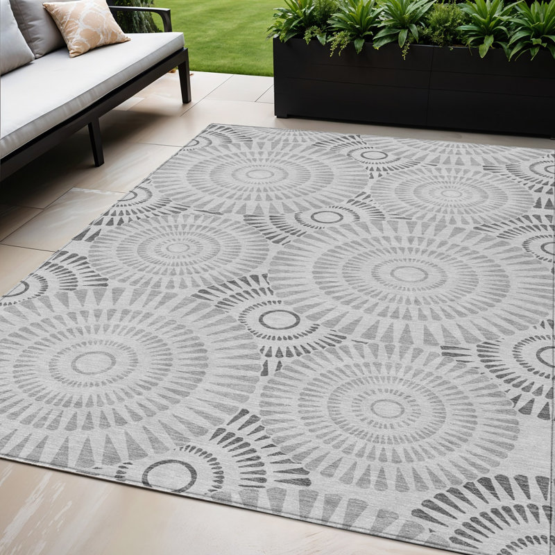 Tapis extérieur lavable à motif géométrique 5 pi x 8 pi gris et gris foncé