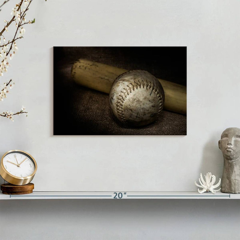 Sireci Softball Bat, 8" H x 12" W