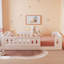 Lit plateforme simple pour chambre d'enfant, construction en bois massif blanc doux avec barrière de sécurité intégrée-1995546885