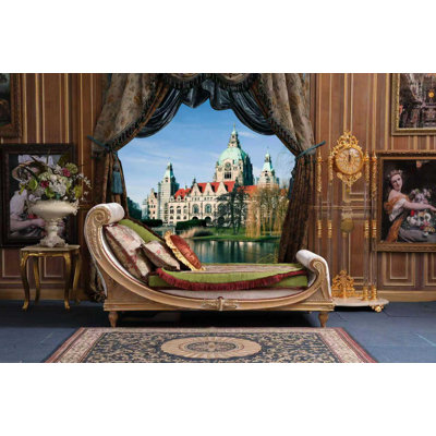 Hand-carved Classic Chaise Bench With Gilded Finish