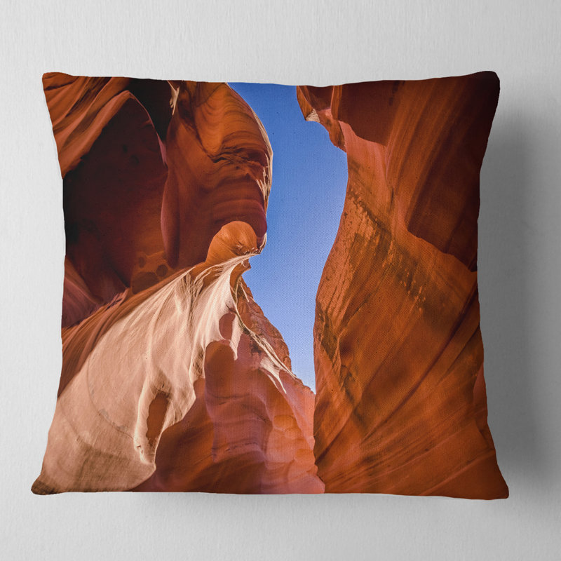 Grand Antelope Canyon - coussin à imprimé paysage, 16 po x 1 po, Type de produit