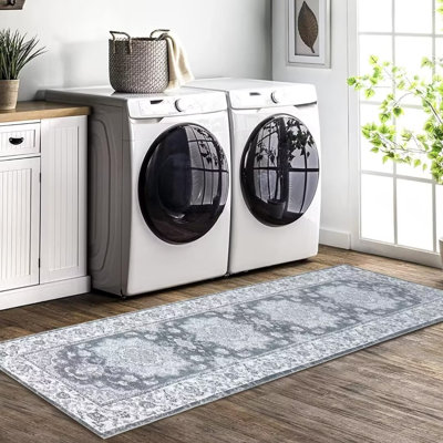 Washable Oriental Indoor Rug
