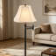 Lampe sur pied à bras articulé classique avec bras réglable et abat-jour en tissu crème Wentworth
