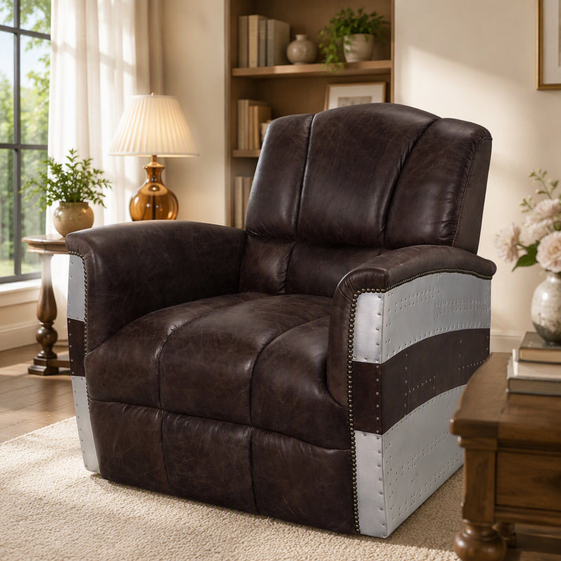 Chaise longue en cuir fleur rétro avec détails en aluminium et dossier capitonné pour un confort moderne.