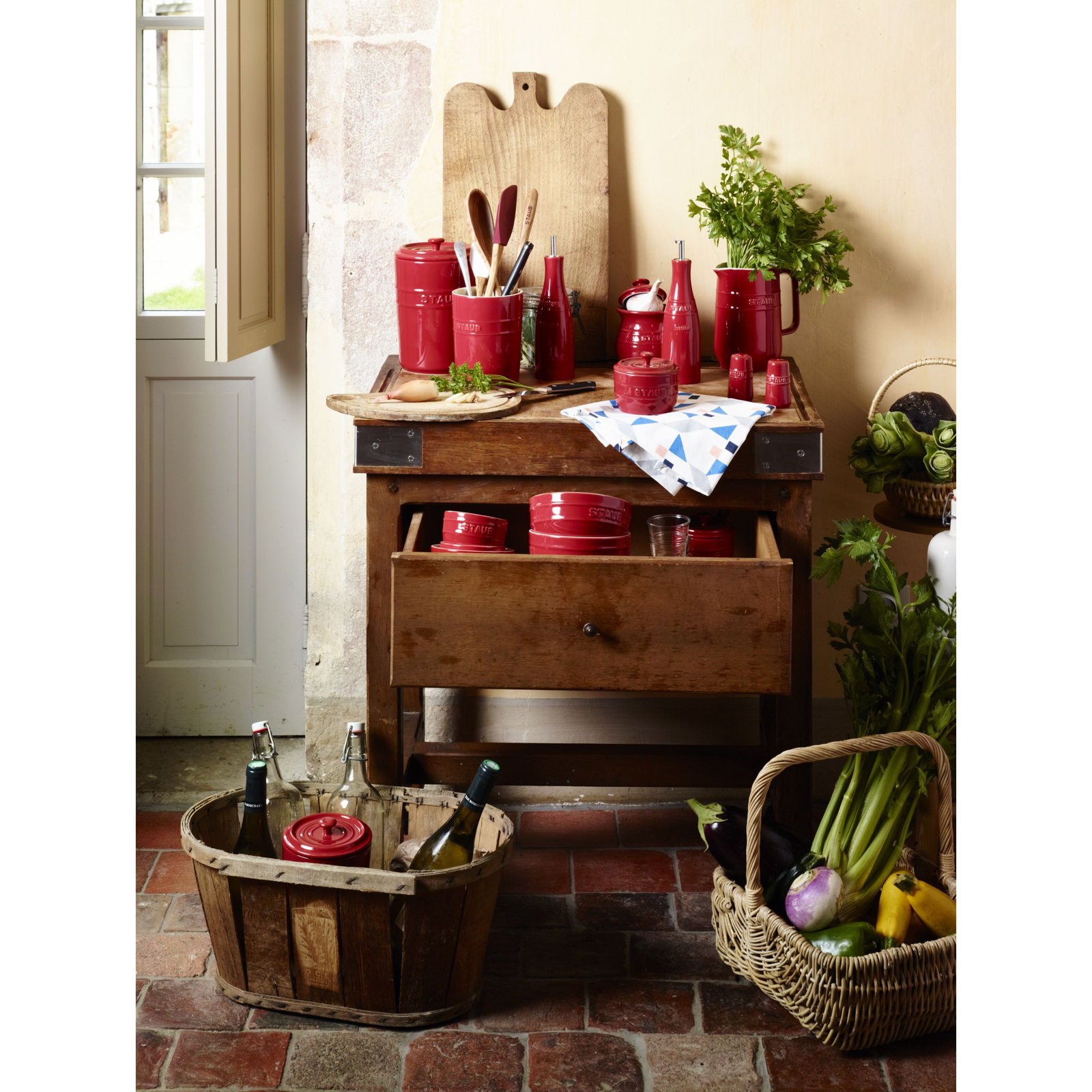 Ceramique Utensil Holder, Cherry