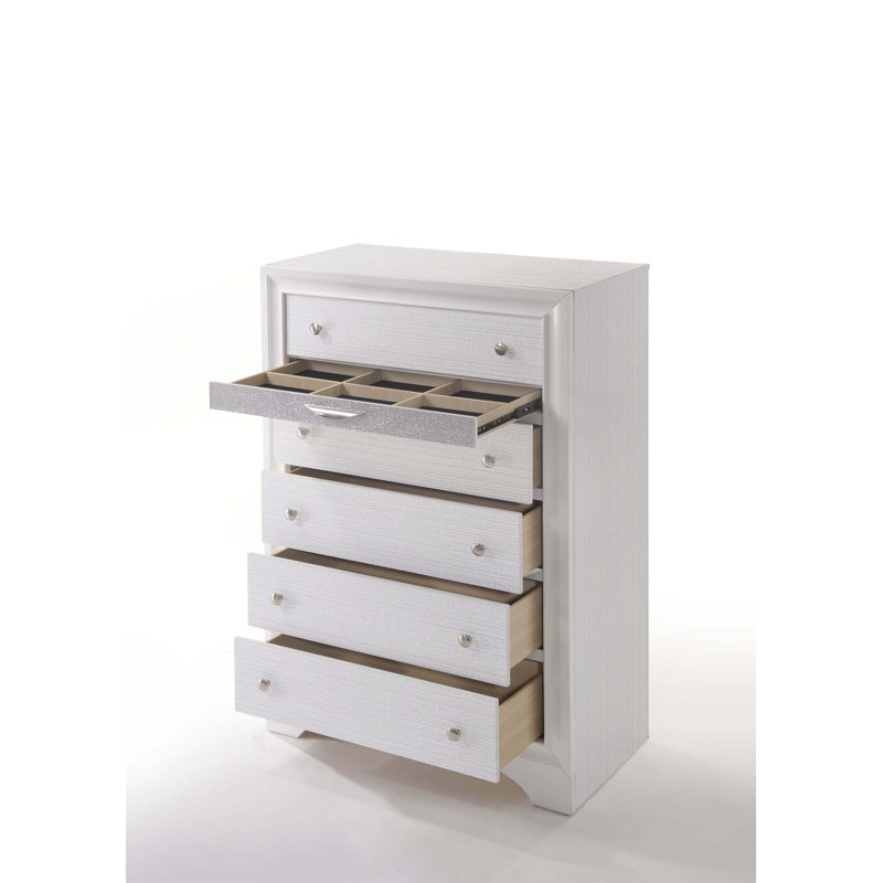 Commode à finition Naima avec cinq tiroirs et organisateur de bijoux intégré pour des solutions de rangement modernes, Blanc