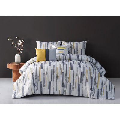 Gujral Abstract Comforter Set