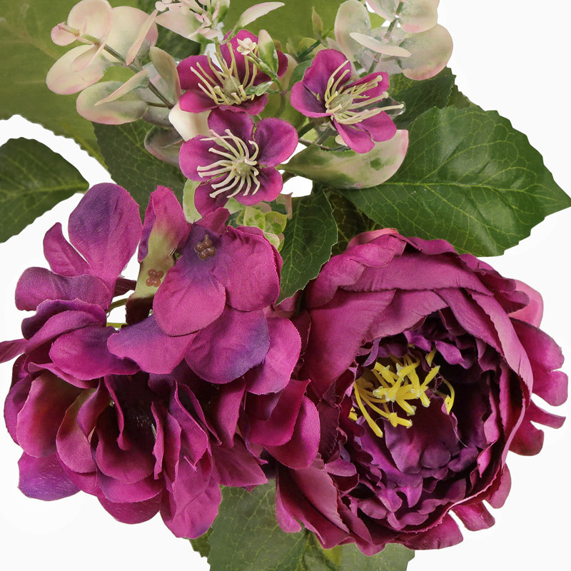 Mélange de pivoines et d'hortensias, Prune / bourgogne