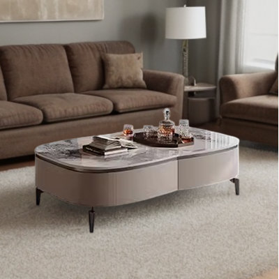 Table basse à quatre pieds avec rangement