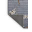 Tapis gris soyeux et moelleux-100890154