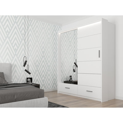 Armoire