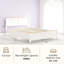 Cadre de lit double blanc avec tête de lit, décor de chambre minimaliste, 14 lattes en bois massif pour le soutien, 10 pieds d'équilibre, espace de rangement et aspirateur de 12,2 po, bacs