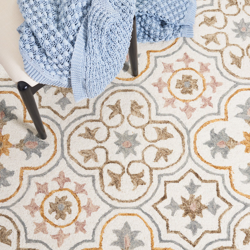 Caleia Micro-Loop Hand Tufted Wool/Cotton Floral Rug in Gray/Orange/Ivory, Rectangle 5' x 8'