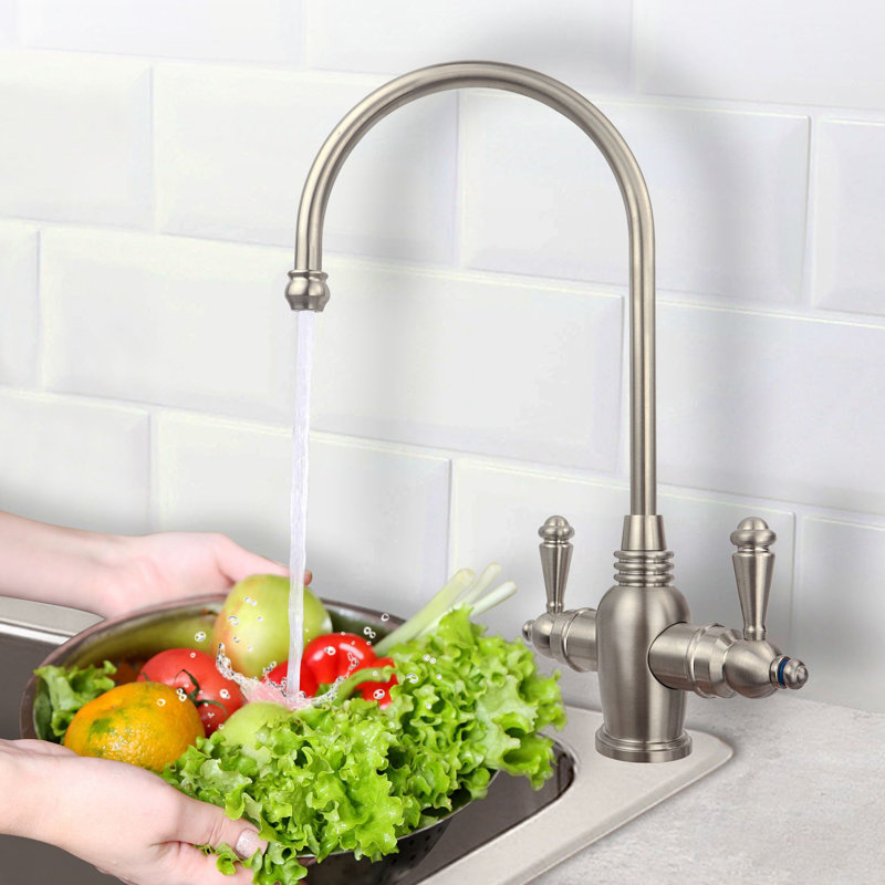 Distributeur d'eau chaude et froide, Nickel brossé