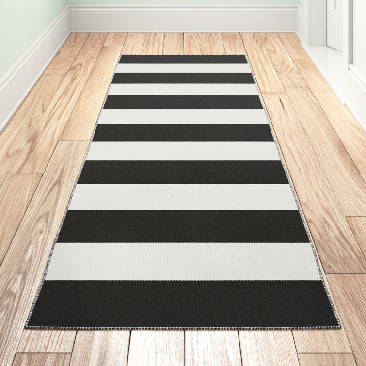 Salley Striped Indoor / Outdoor Rug