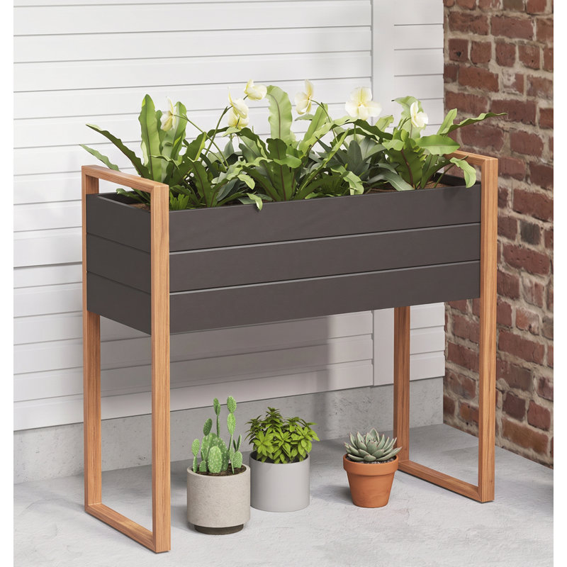 Marria Metal Planter Box