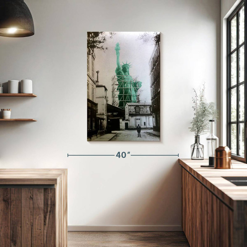Aime Lady Liberty Construction 1885, H 39 po x l 26 po