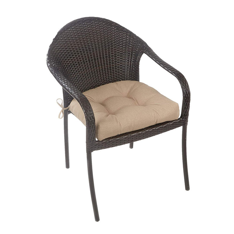 Coussins de chaise de patio intérieur et extérieur Calvester Red Barrel Studio®, 19 x 18 pouces, ensemble de 2