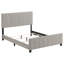 Lit oriental très grand beige, conception à panneaux, cuir légèrement enveloppé, planches structurées, décor de chambre à coucher, sommier pour tissu de matelas, tête de lit et support essentiel