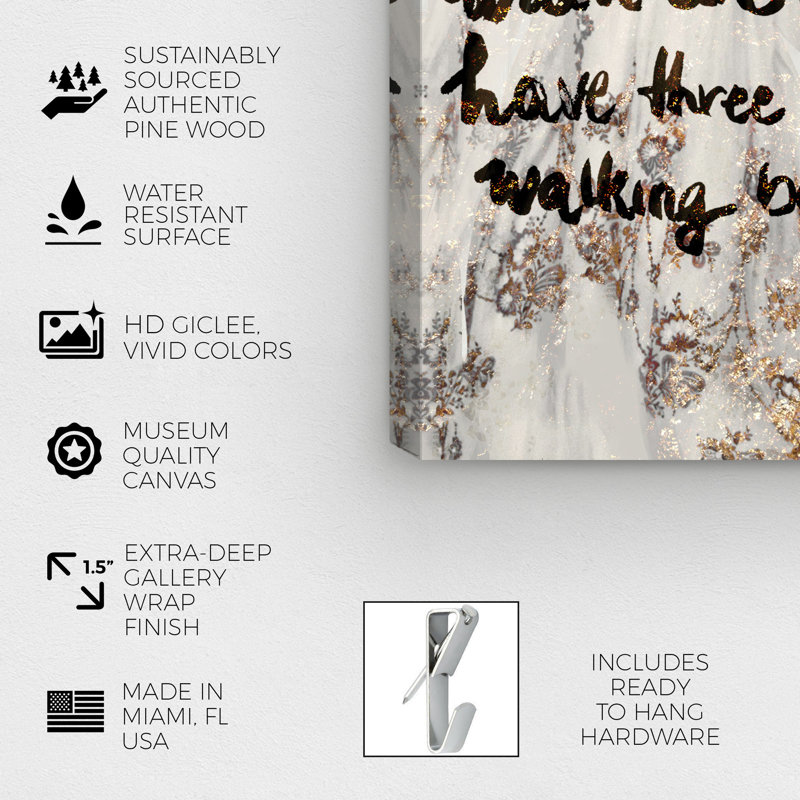 She Walks Like This - Art texturé sur toile, H 24 po x l 16 po