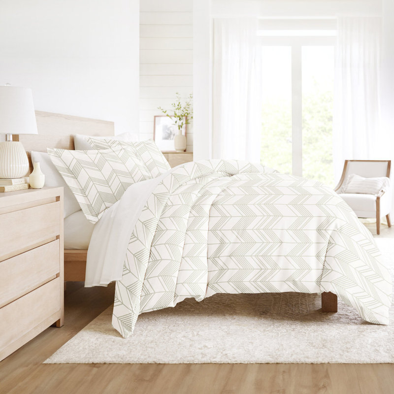 Duvet Cover Set Patterned Microfiber Ultra Soft Bedding in Alps Chevron, King Duvet Cover + 2 Standard Shams