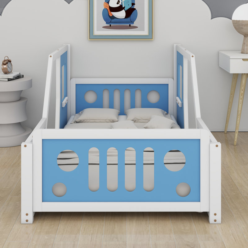 Classic Car-Shaped Platform Bed With Wheels