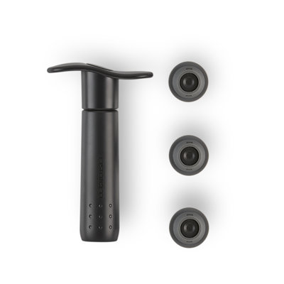 Le Creuset WA-137 Wine Pump and 3 Stoppers