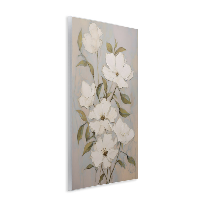 "Pearly White Flowers" par Petals Prints Design, H 15 po x l 10 po