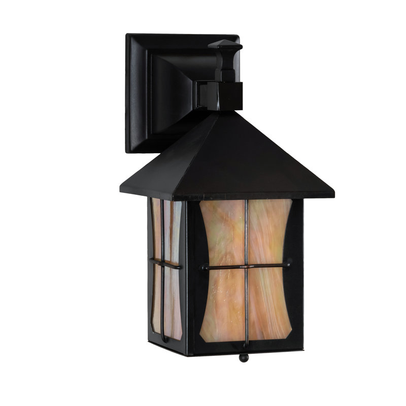 Lanterne murale d'extérieur noire Pelham Manor, H 11 po x l 8 po x P 7,5 po