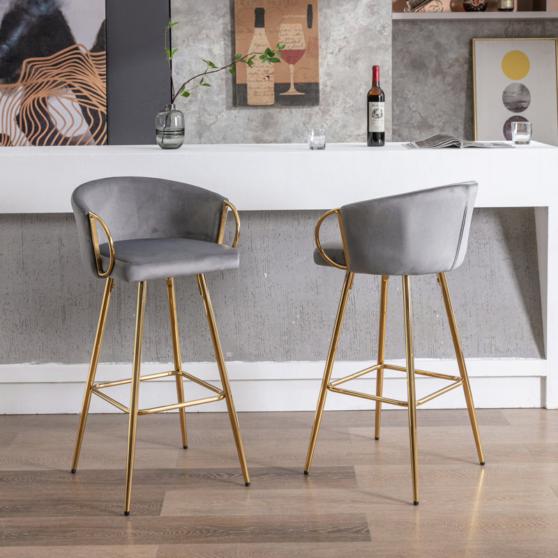 Tabourets Dardar, avec repose-pieds chromé et base / tabouret simple à pieds dorés, Gris