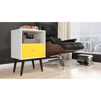 Table de chevet blanche et jaune