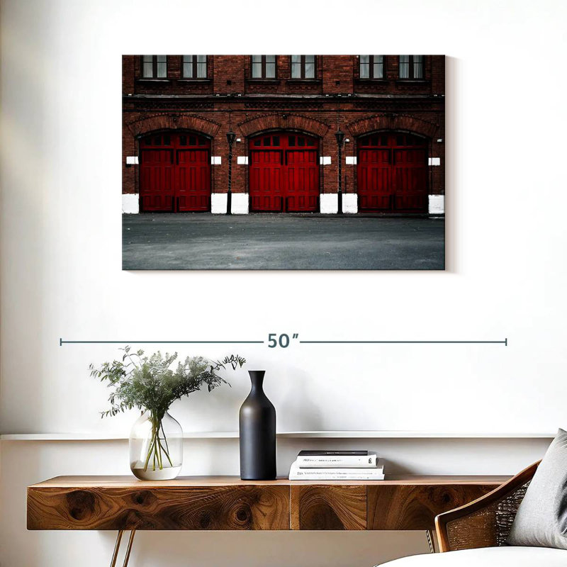 Fire Station, H 24 po x l 36 po