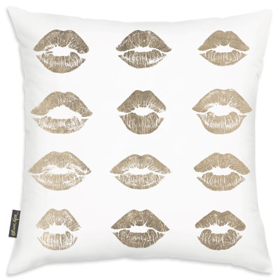 Oliver Gal Home Throw Pillow