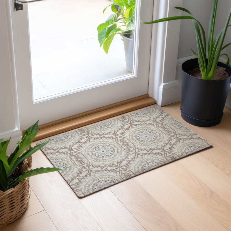 Tapis intérieur / extérieur en polyester tissé à la machine Kawon, Rectangle 1 pi 8 po x 2 pi 6 po