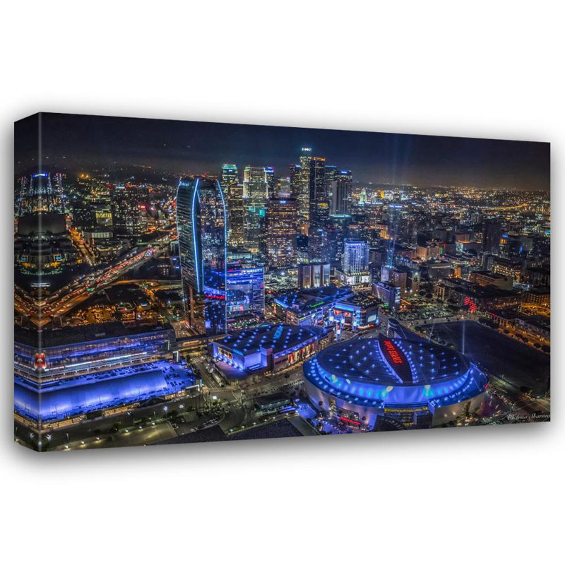 Bureau central Staples, H 16 po x l 24 po