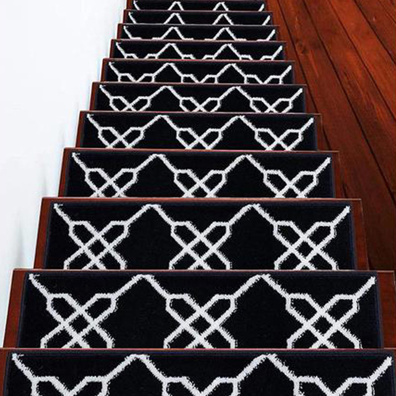 Tapis d'escalier intérieur antidérapant 9 po x 28 po Otteridge, Bleu marine