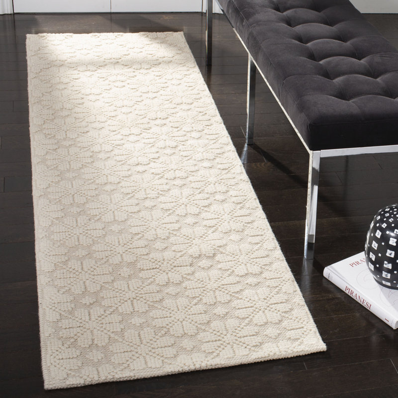 Brittney Performance solid color shag rug, Rectangle 2 pi x 5 pi, Ivory